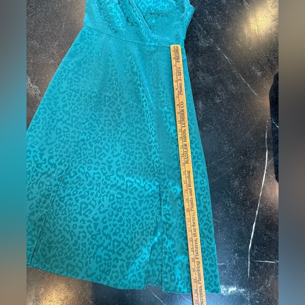 Ted Baker London SIZE 0 Green Leopard Print Cap Sleeve Crew Neck Midi Dress - Picture 7 of 10